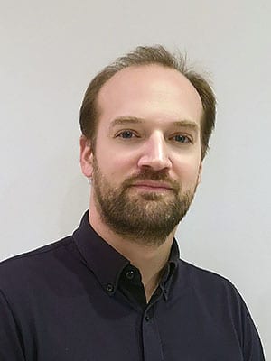 Steffen Queinnec - CHIRURGIEN ORTHOPÉDISTE RACHIS